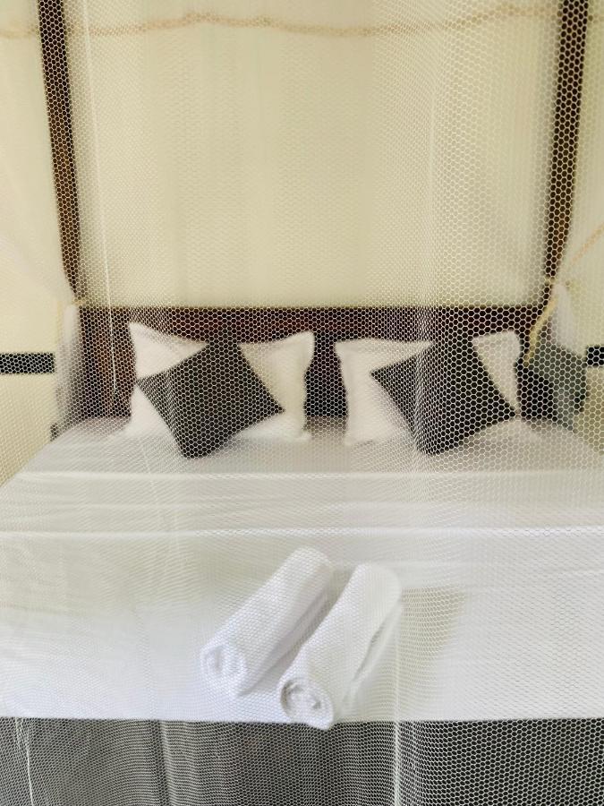 Hotel Pearl Gardens Midigama East Exterior foto